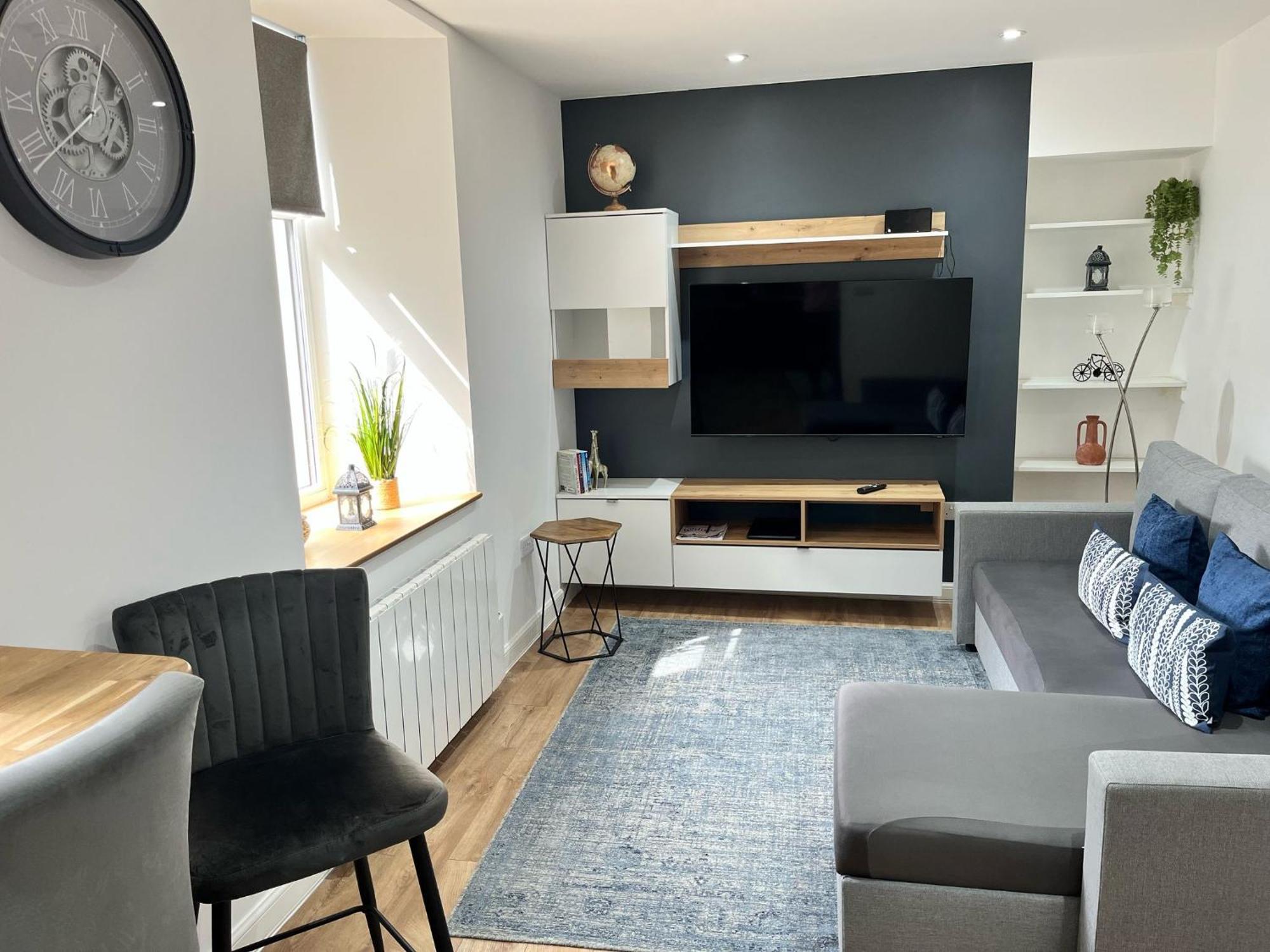 51 Innes Street Apartment إينفيرنيس المظهر الخارجي الصورة